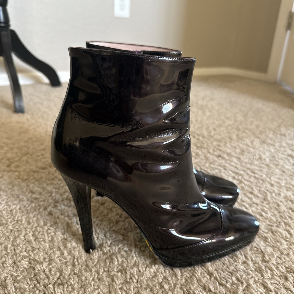 Emilio Pucci Glossy Black Ankle Boots